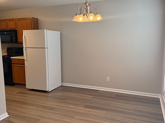 2nd image of 763 Casey Ln