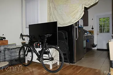 Rented by Rennit Inc.