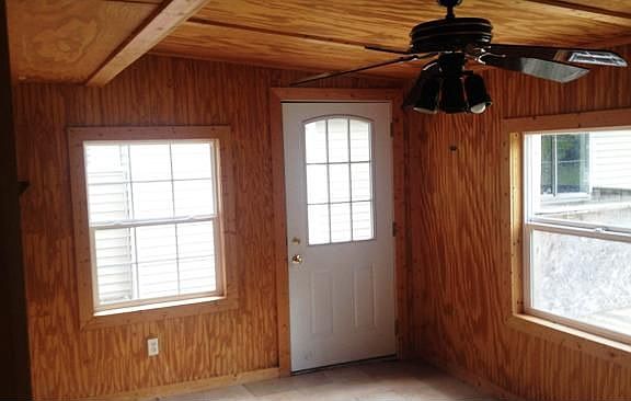 4th image of 4226 Barton Dr
