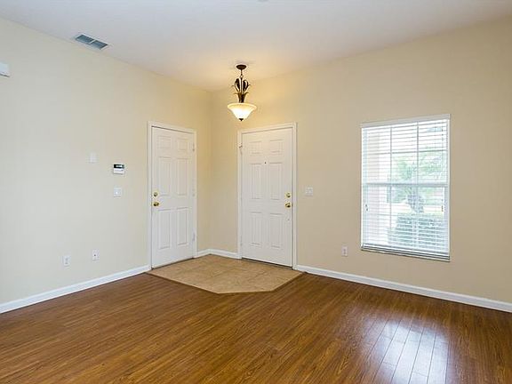 5th image of 16452 Cedar Crest Dr