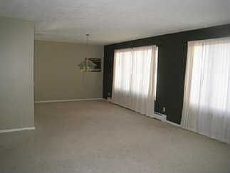 4th image of 1400 West Ave