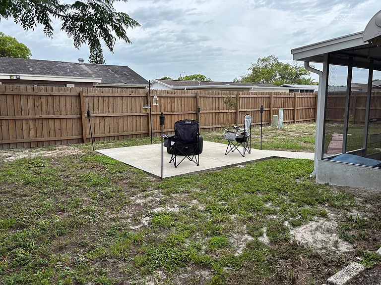 4216 Newbury Dr — Photo 19