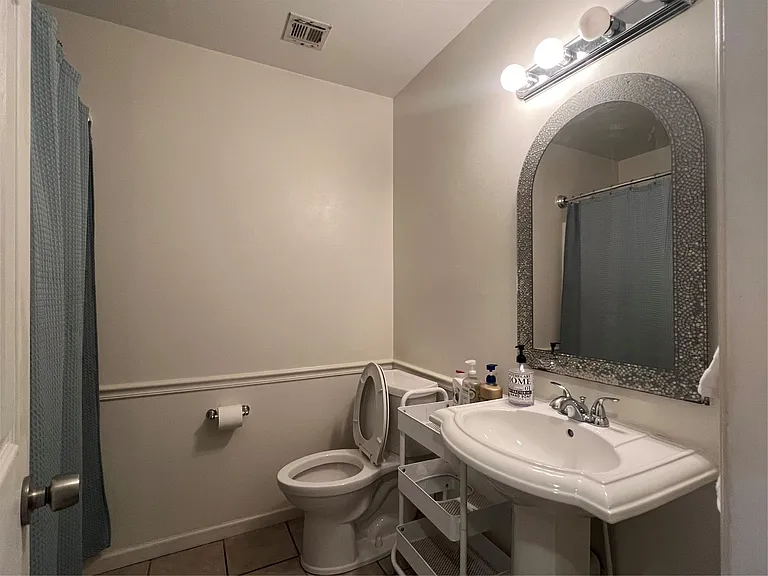 8815 E 93rd St — Photo 14