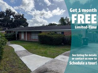 2886 River Oak Dr, Orange Park, FL 32073