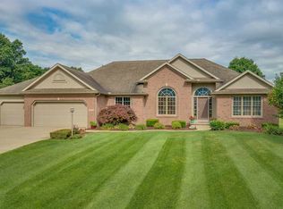 57593 Hearthstone Ct, Goshen, IN 46528
