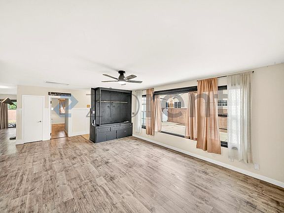 5th image of 6150 Coke Ave
