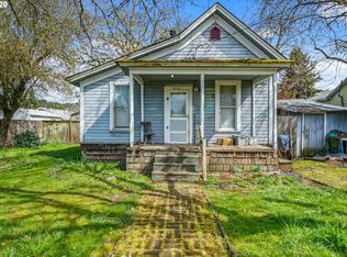 1020 Pine St, Brownsville, OR 97327