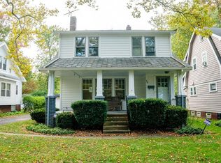 926 Montford Rd, Cleveland Heights, OH 44121