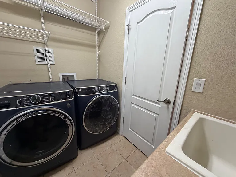 8229 S Country Club Pkwy — Photo 25