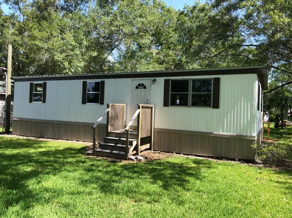 23936 Armadillo Rd, Astor, FL 32102