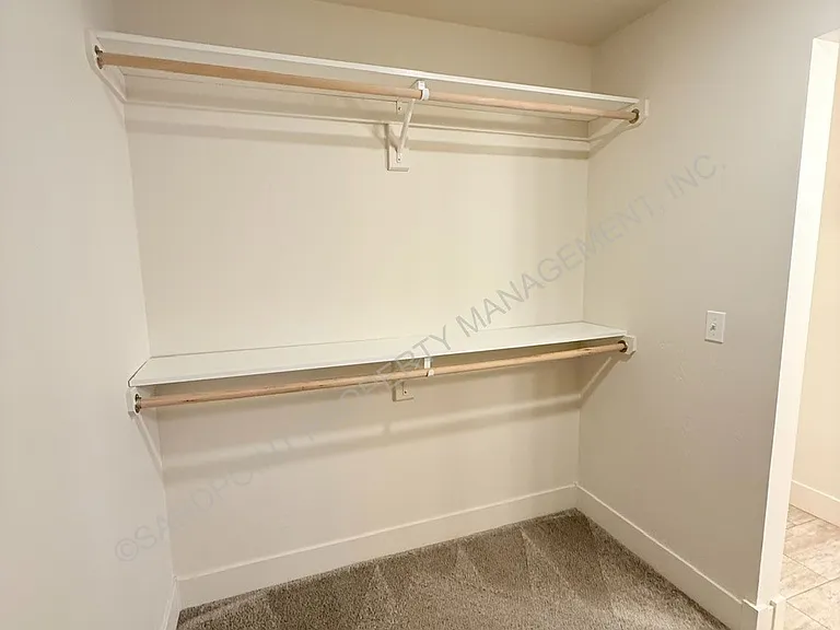 1616 Mosshart St — Photo 29
