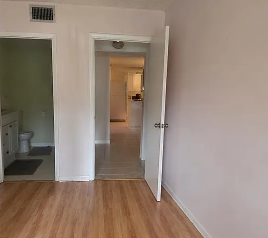409 Pine Glen Ln #A-1 — Photo 8