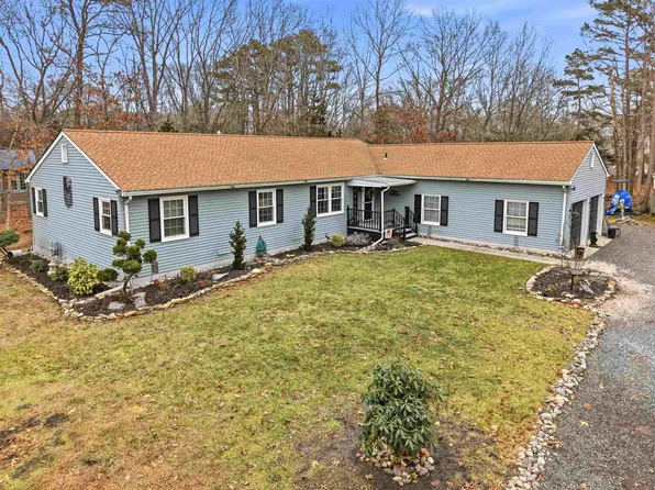 4 Prosit Ln, Ocean View, NJ 08230