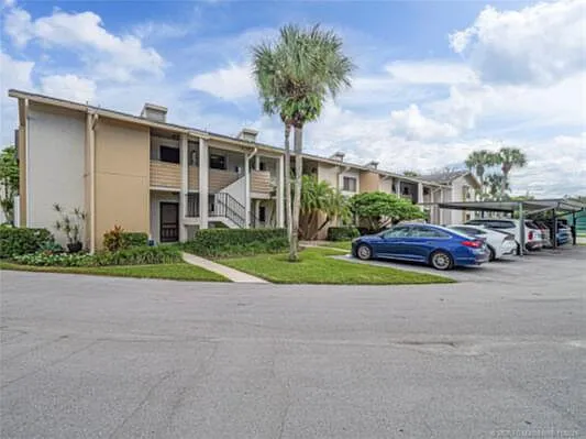 3001 SE Aster Ln #908