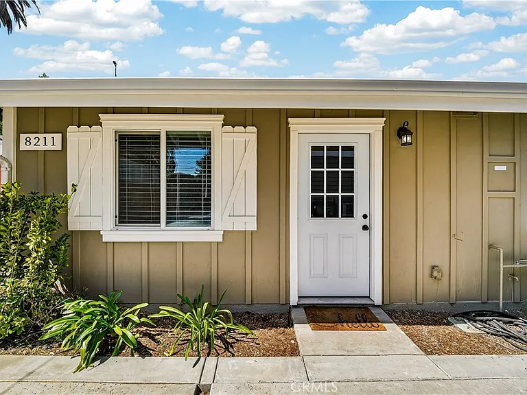 8211 Quartz Ave — Photo 38