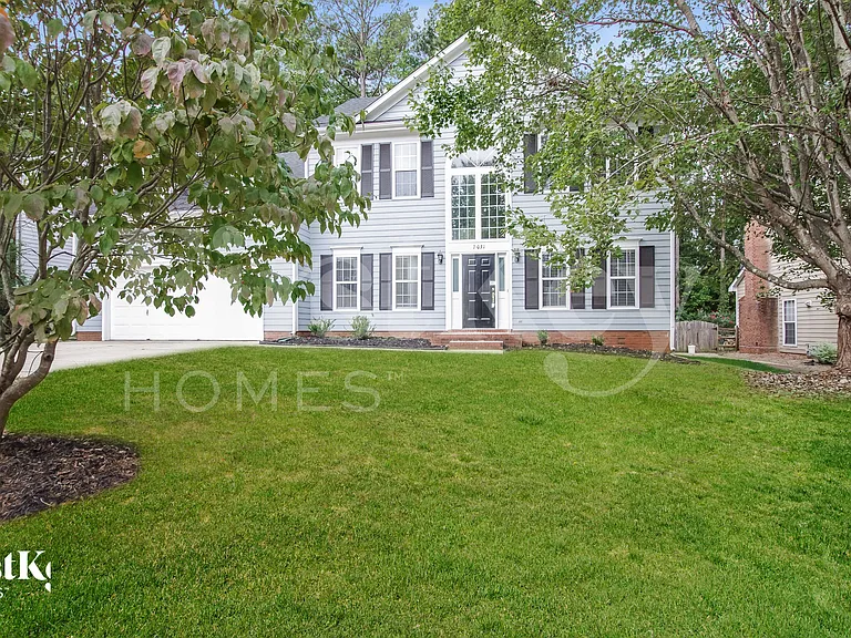7031 Reedy Creek Rd — Photo 1