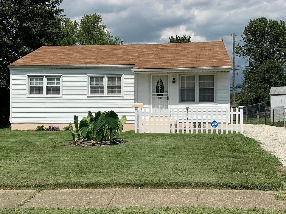 1st image of 5223 Broadmoor Blvd