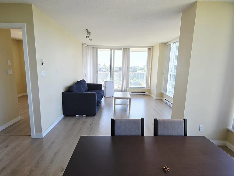 5068 Kwantlen St #1008 — Photo 7