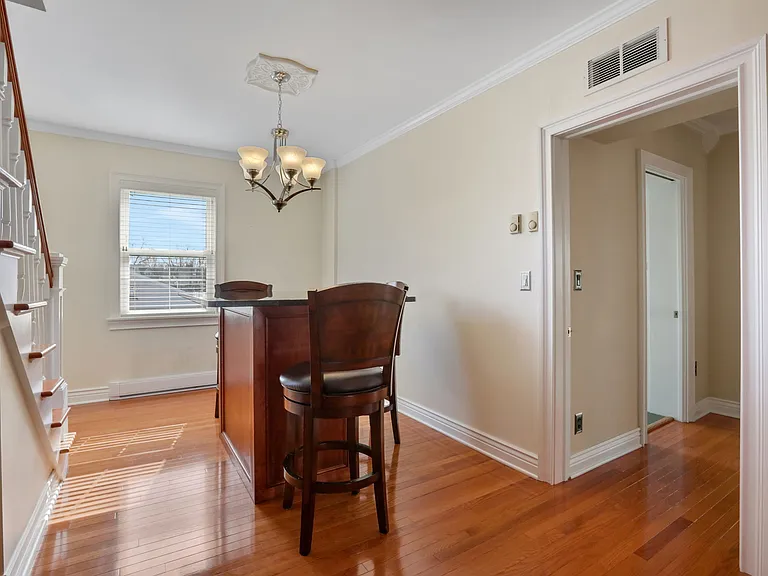 411 Albany Ave #2 — Photo 7