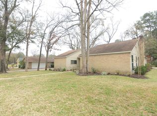 86 Mohawk Dr, Conroe, TX 77304