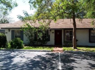 7334 Parkside Villas Dr #1, Saint Petersburg, FL 33709