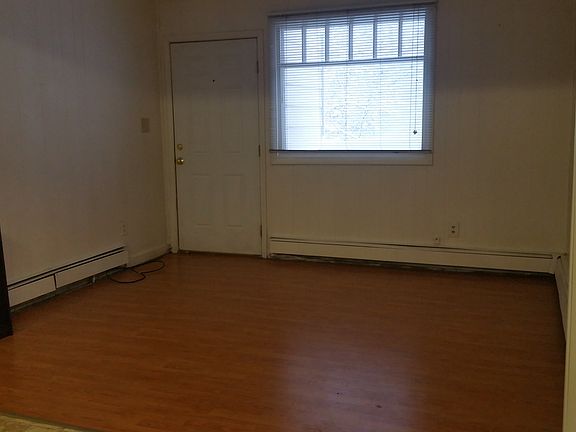 3rd image of 2008 Gillam Way #A