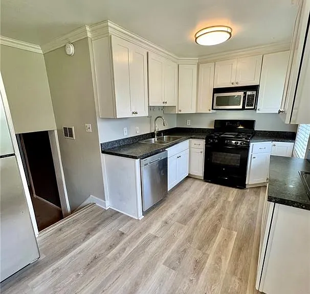 1320 Gabriel Dr — Photo 37