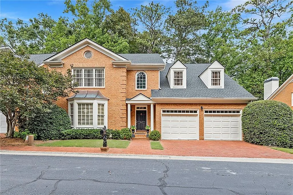 444 Ivy Park Ln NE photo 1