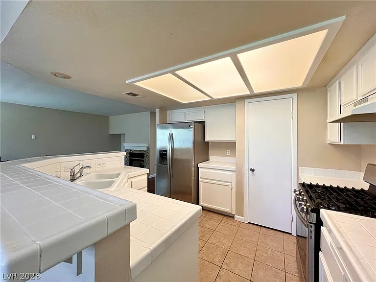 9524 Rancho Palmas Dr — Photo 5