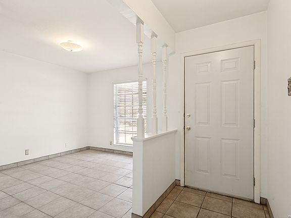 5th image of 4838 DELLCREST DR
