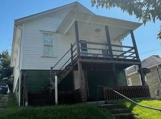 38 Fostoria Ave, Moundsville, WV 26041