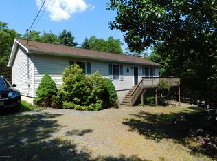 191 Elmwood Dr, Albrightsville, PA 18210