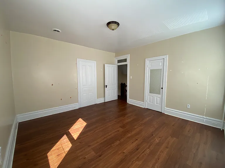25 E North St — Photo 22