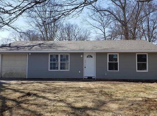 1 Sachem Ln, Ledyard, CT 06339