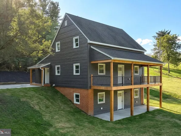1452 Krafts Mill Rd, Spring Grove, PA 17362