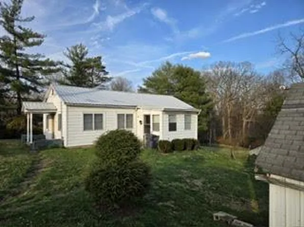 316 Burlington Rd, Jackson, OH 45640