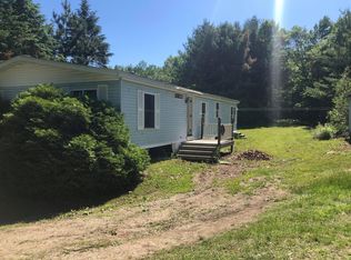 177 Birmingham Rd, Chelsea, ME 04330