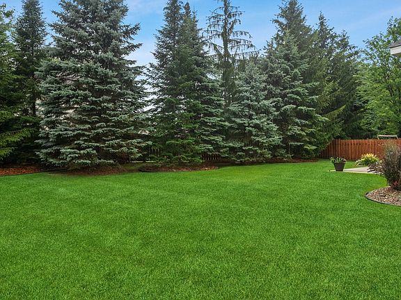 4th image of 12359 Marquess Way N