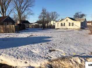 711 N Madison St, Lincoln, IL 62656