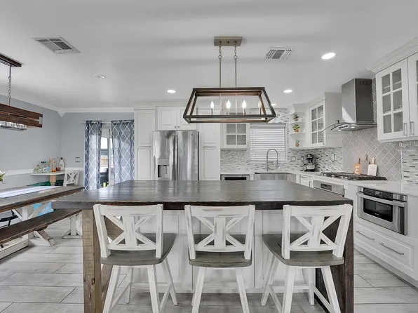 4873 Pine Knott Lane, West Palm Beach, FL 33417