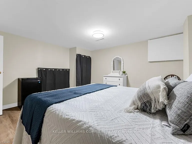 77 Lawfield Dr — Photo 17