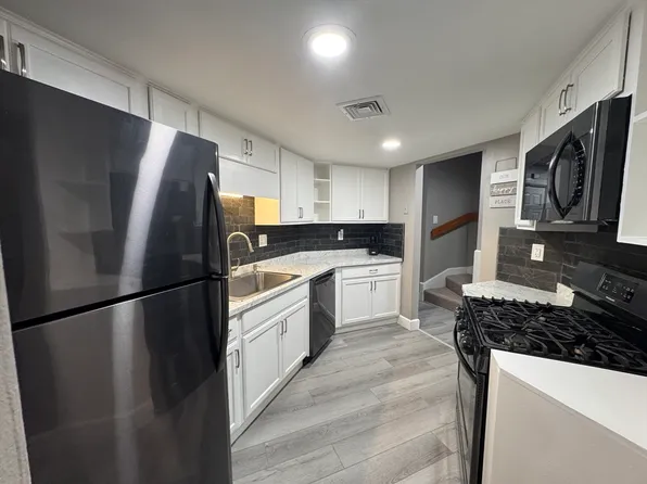 110 Dean St Unit 59, Taunton, MA 02780