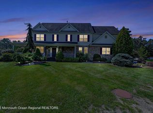 26 Woods Edge Dr, Jackson, NJ