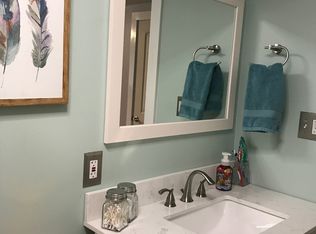 1041 Barbara St, Grand Blanc, MI 48439