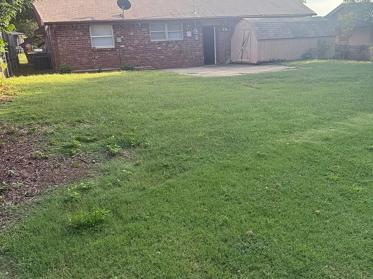 315 Willow Pl — Photo 10