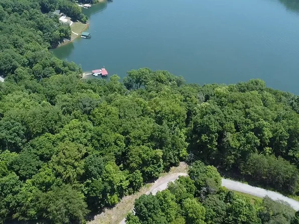 44 Ridgeland Dr, Sharps Chapel, TN 37866