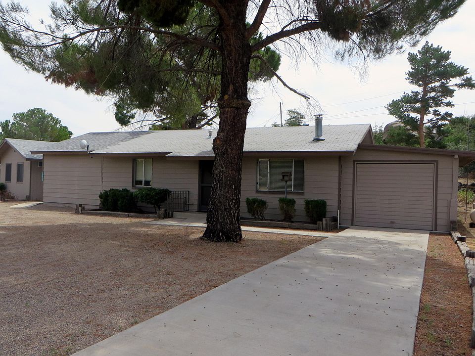 1st image of 23050 S Lakewood Dr
