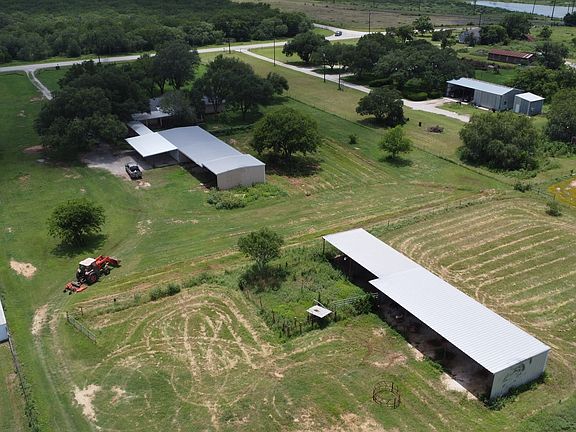 5th image of 900 N Graytown Road