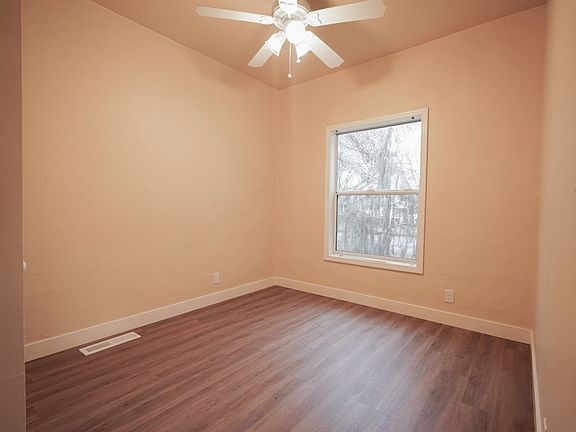 4th image of 1421 Citrus Ave #89
