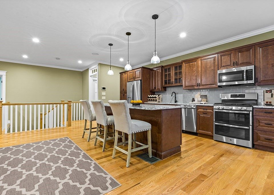 Forest Glen 6 Spring Hill Dr Uxbridge MA Zillow